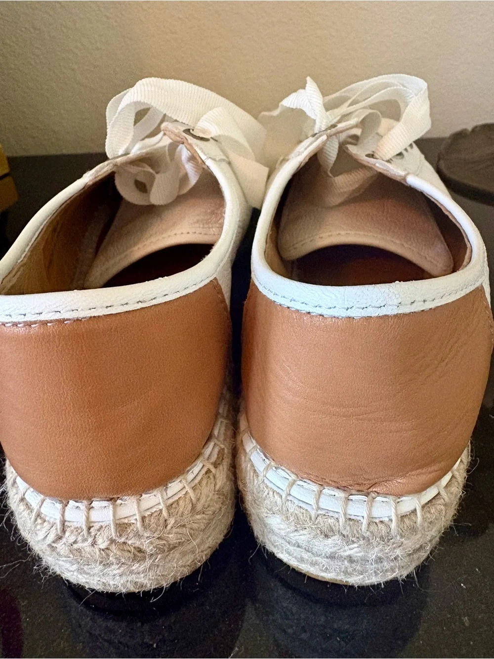 Matt Bernson White Pebbled espadrille sneakers  Sz 7